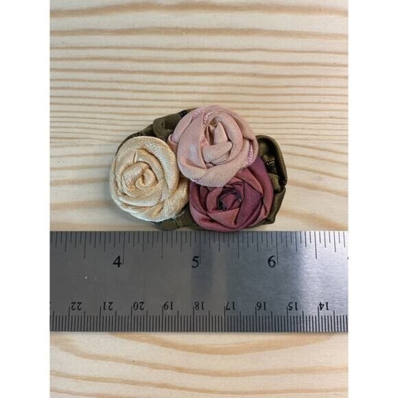 Fabric Rose Cluster Brooch With Bar Pin - Picture 3 of 3